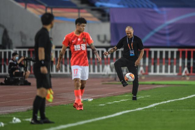 Here we go再迎三连炸！切尔西5500万截胡飞翼，曼城官宣两笔签约